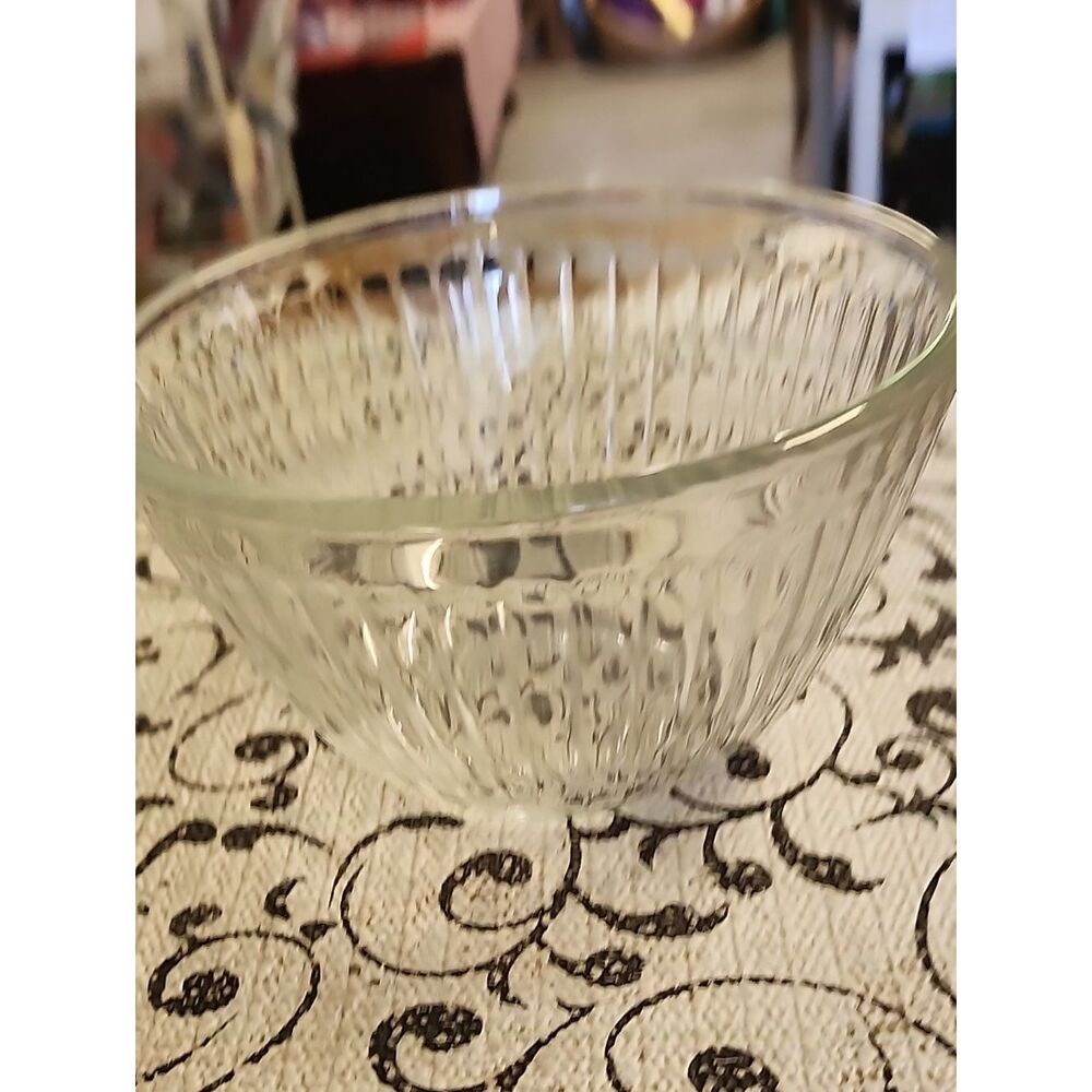 Pyrex Clear Ribbed Glass Mixing Bowl